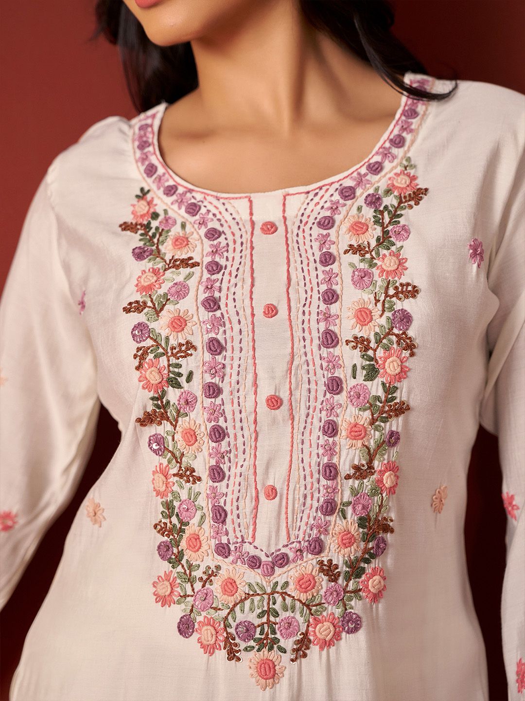 Women Floral Embroidered Regular Thread Work Kurta with Trousers & With Dupatta