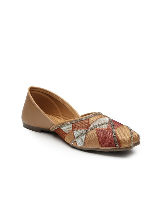 Dhiyona AK Women Solid Ballerinas Flats
