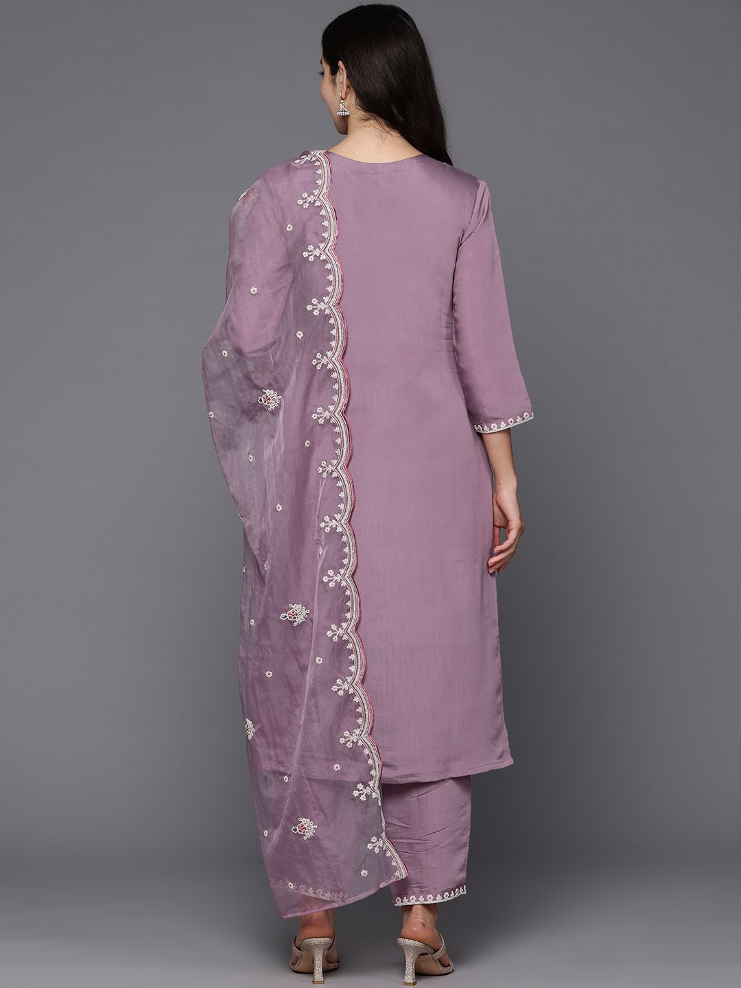 Dhiyona IE Women Floral Yoke Design Regular Thread Work Kurta with Trousers & Dupatta