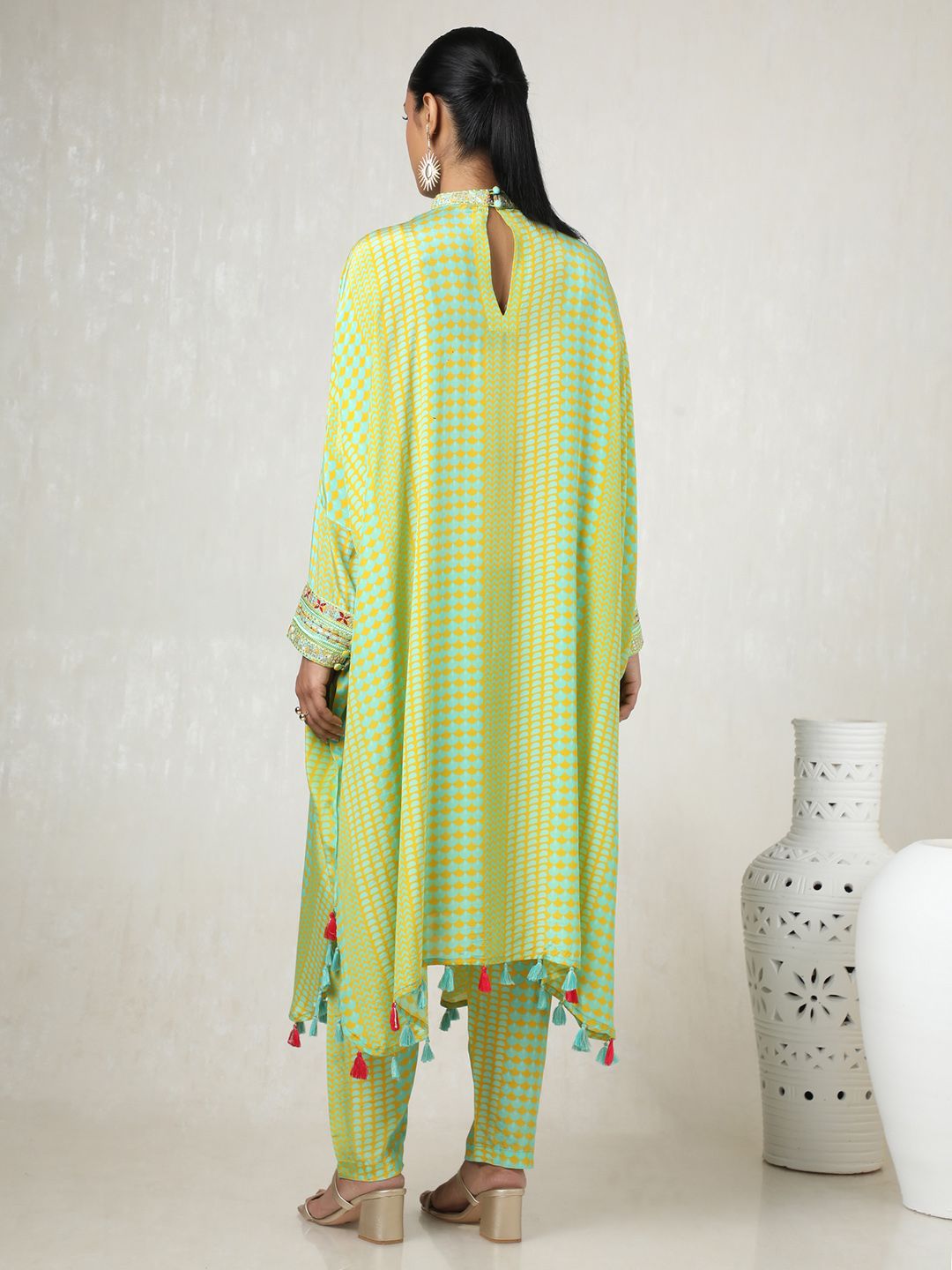 Dhiyona SO Women's Women Printed Regular Thread Work Kurta with Trousers