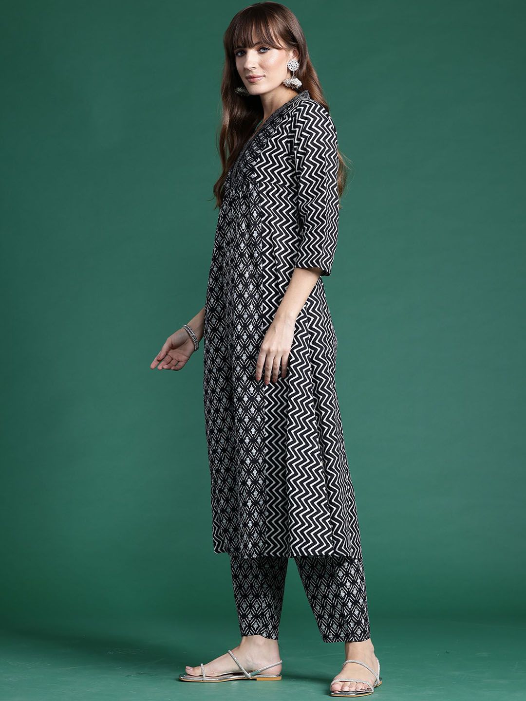 Dhiyona IE Printed V-Neck Pure Cotton A-Line Tunic With Trouser