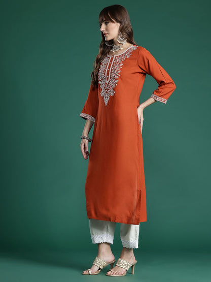 Dhiyona IE Floral Embroidered Thread Work Kurta
