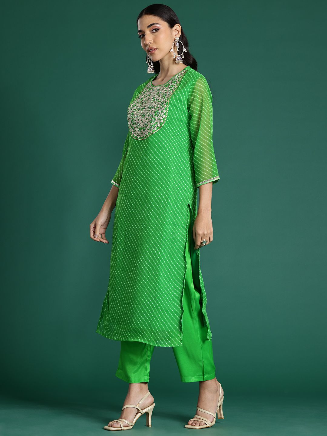 Dhiyona IE Leheriya Printed Zari Kurta With Trousers & Dupatta