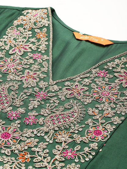Floral Embroidered Zari Pleated Liva Kurta With Trousers & Dupatta