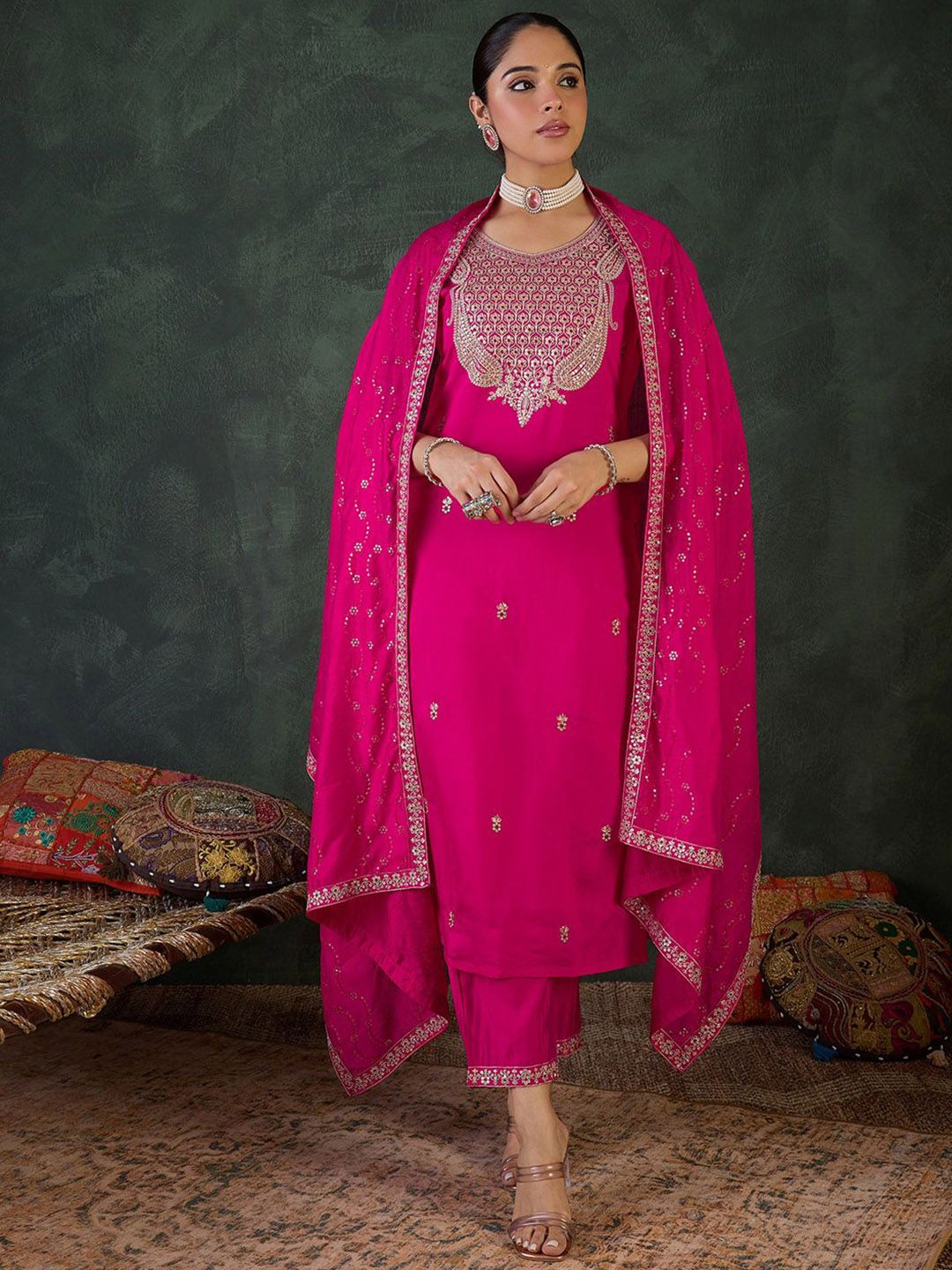 Dhiyona IE Women Embroidered Regular Sequinned Kurta Set