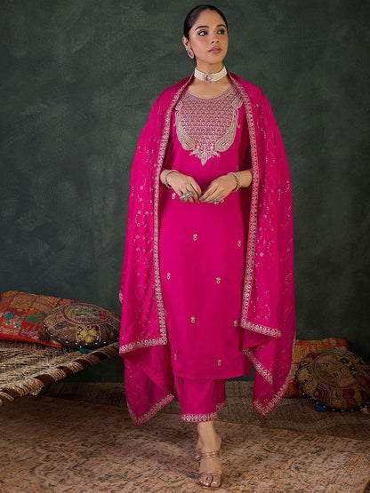 Dhiyona IE Women Embroidered Regular Sequinned Kurta Set