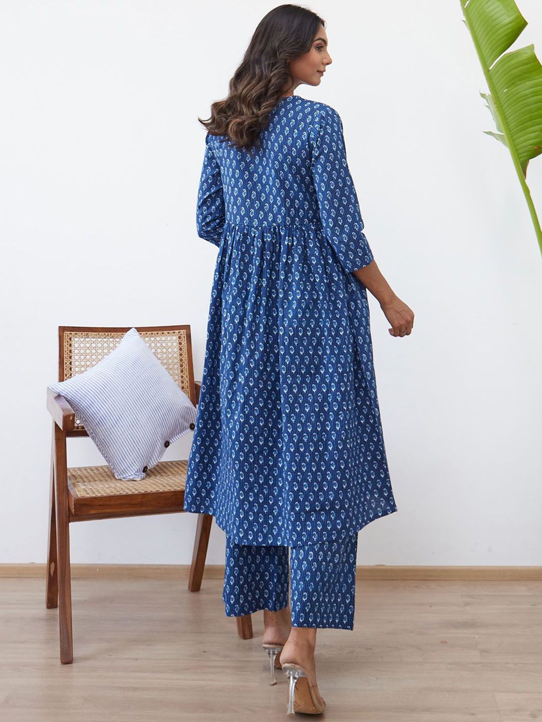 Dhiyona IE Ethnic Motifs Printed Pure Cotton Kurta With Trousers