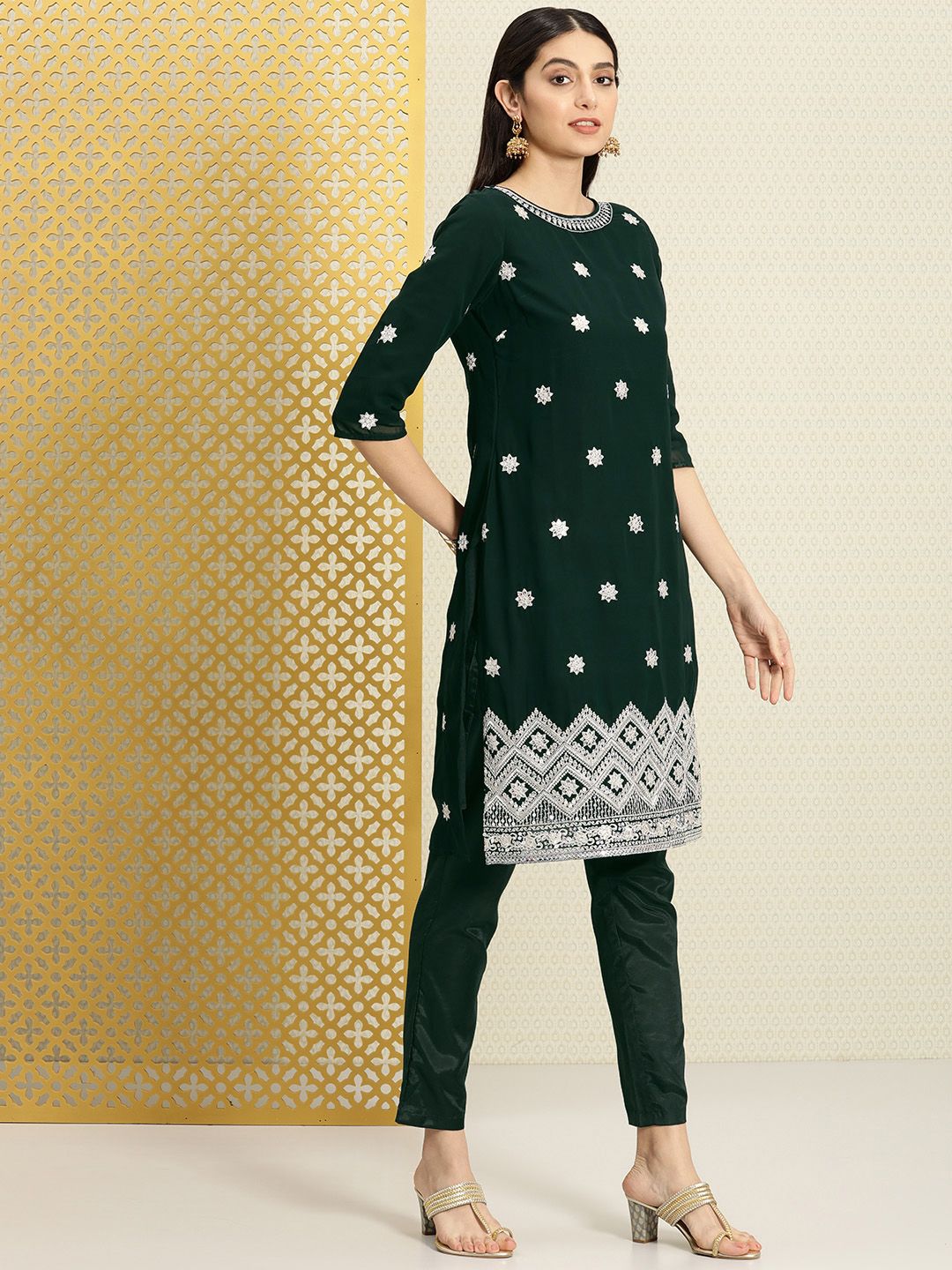 Dhiyona PD Women Women Jashn Ethic Motifs Sequined Zari Work Kurta & Trousers With Dupatta