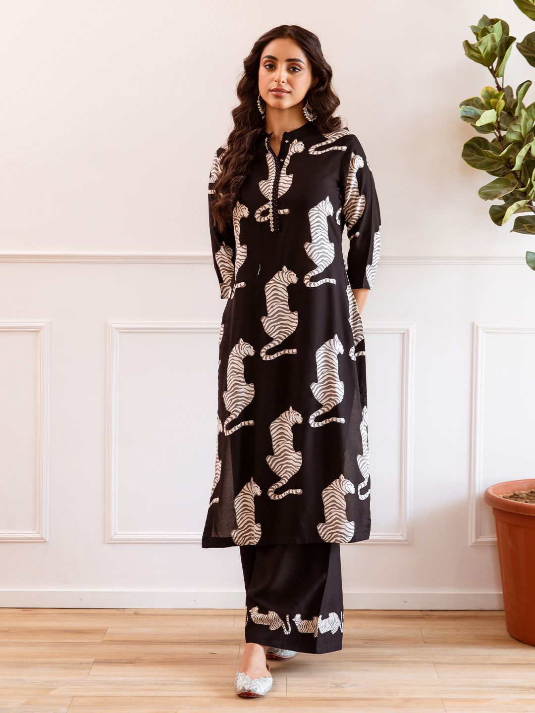 Dhiyona IS Women's Women Ethnic Motifs Printed Regular Kurta with Palazzos