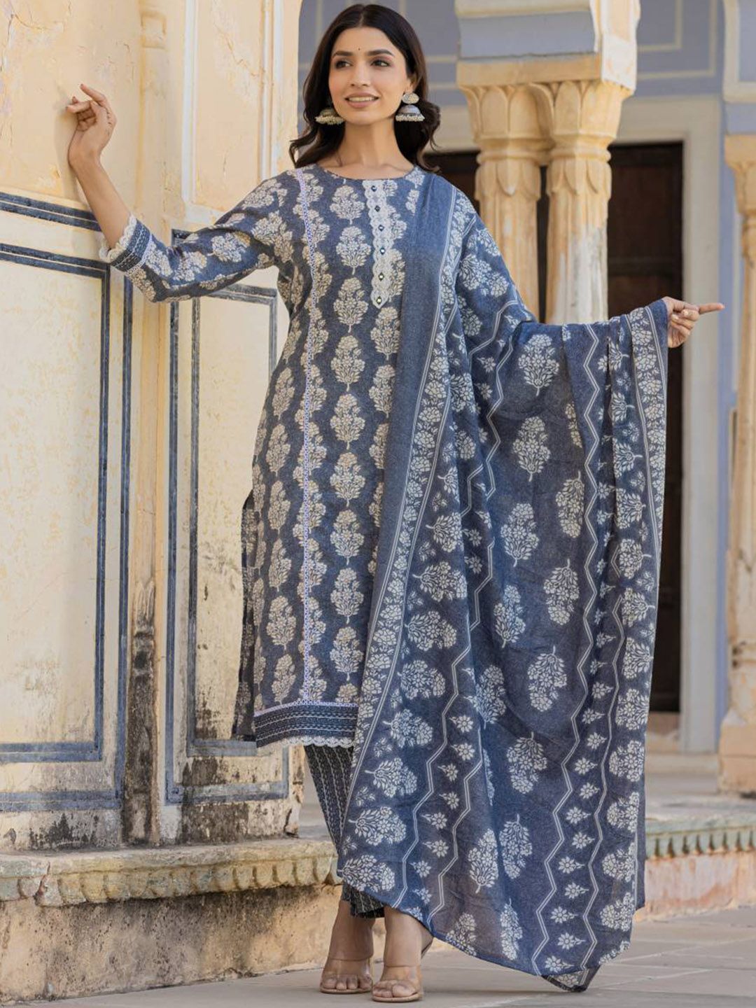 Dhiyona VA Women'sEthnic Motifs Printed Regular Thread Work Kurta with Trouser & Dupatta