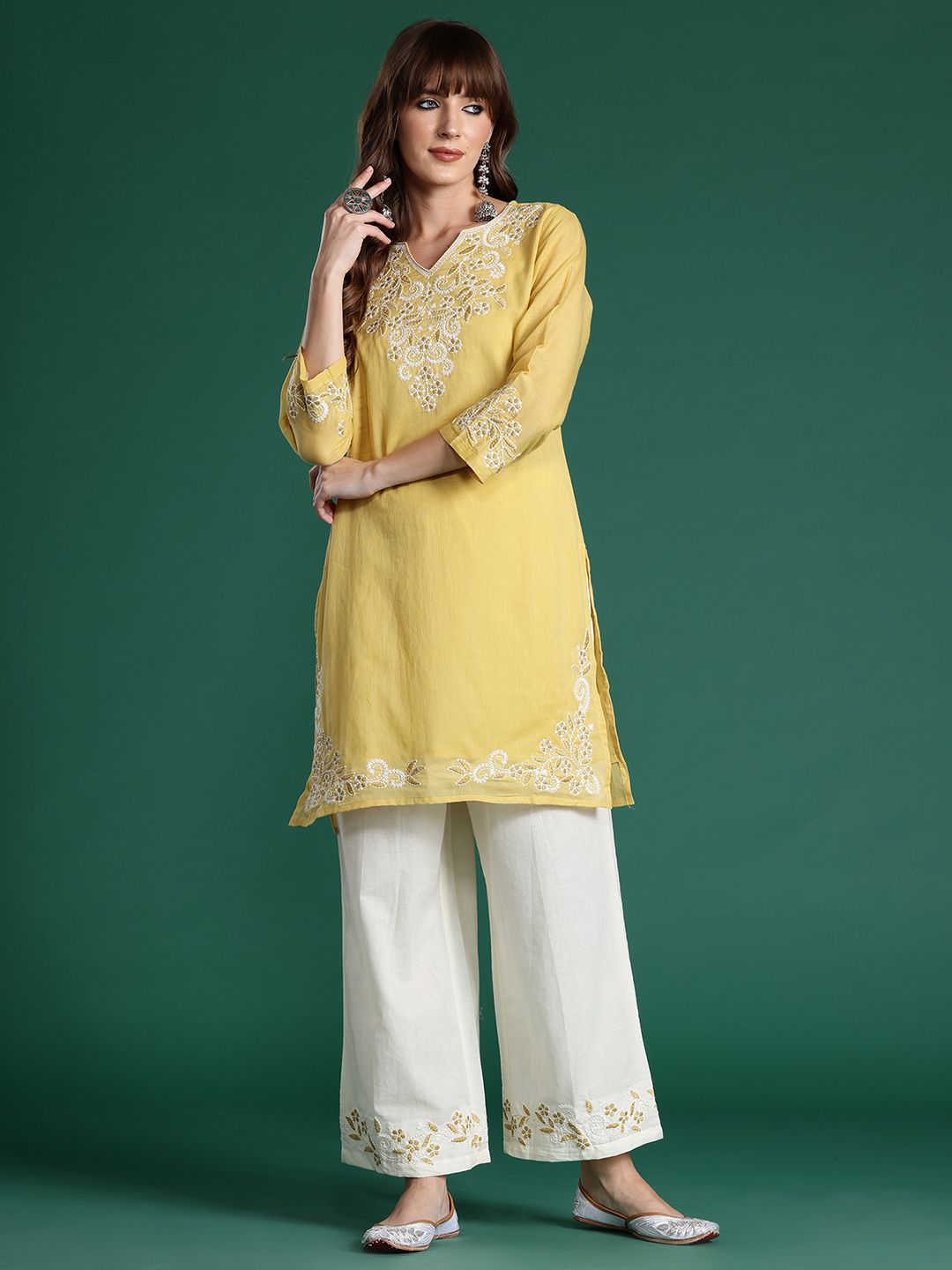 Dhiyona IE Floral Embroidered Thread Work Pure Cotton Kurti with Trousers