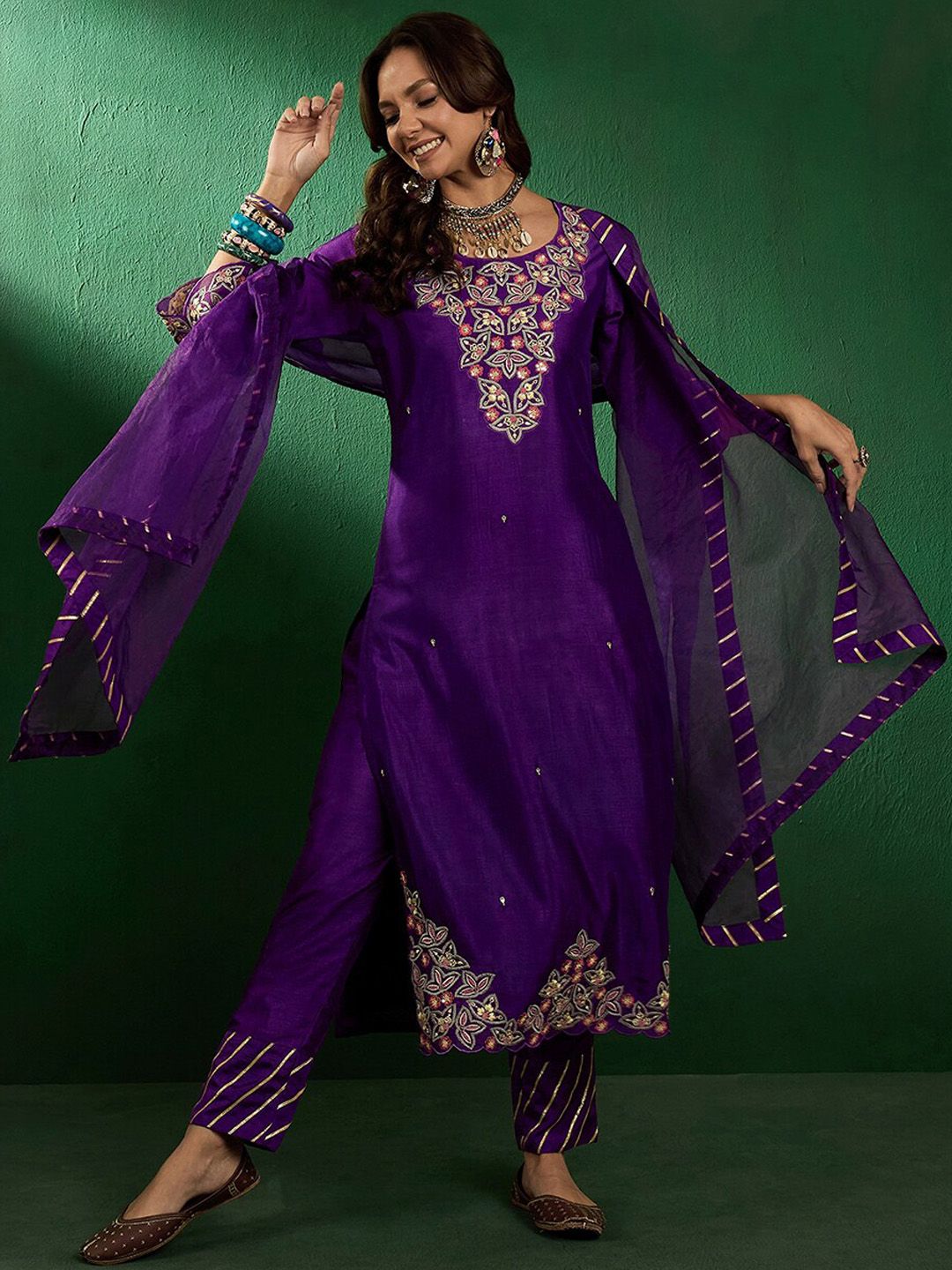 Dhiyona SN Women's Embroidered Straight Kurta With Trouser & Dupatta