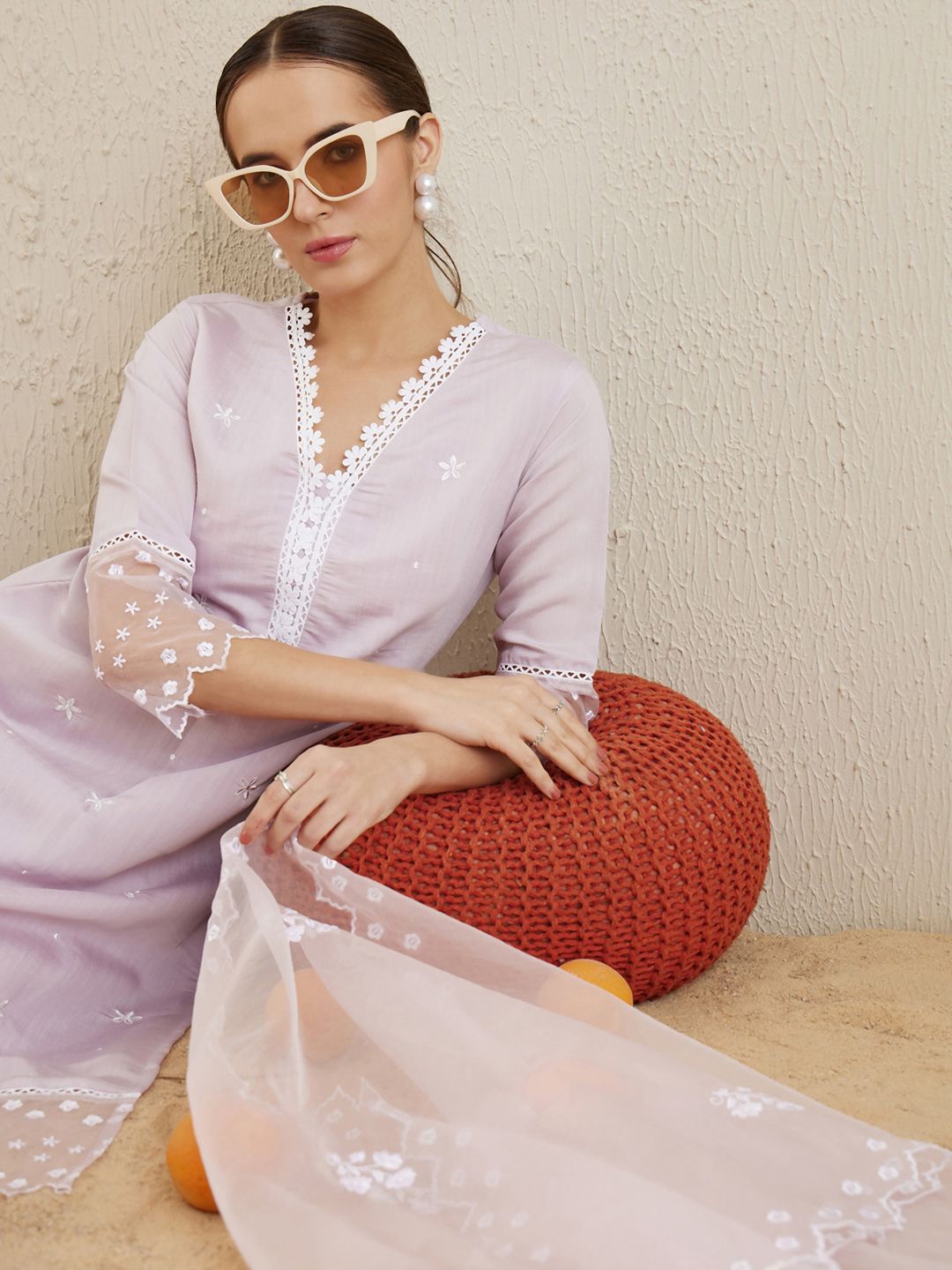 Dhiyona IE Floral Embroidered V-Neck Thread Work Kurta with Trousers & With Dupatta