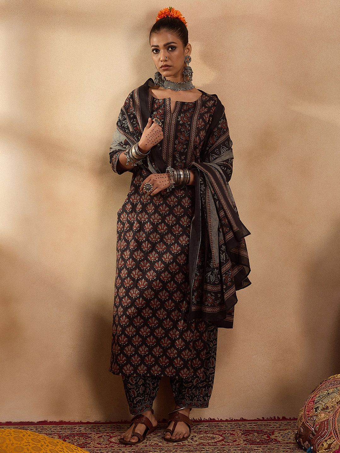 Dhiyona IE Ethnic Motifs Printed Pure Cotton Straight Kurta with Salwar & Dupatta