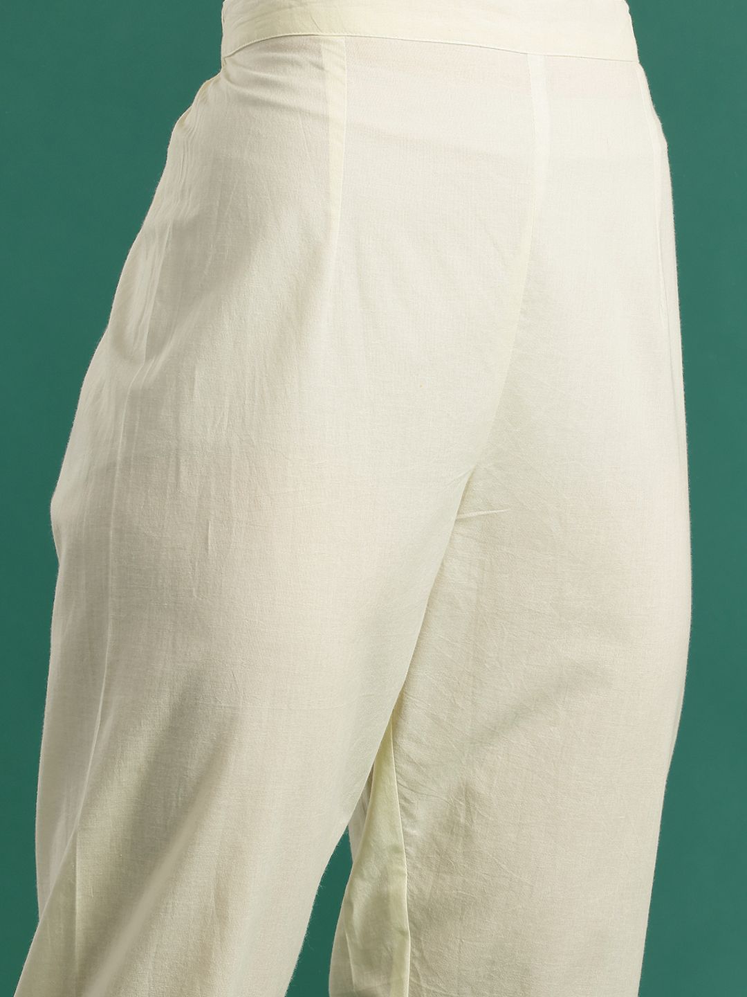 Floral Printed Beads & Stones Pure Cotton Kurta With Trousers & Dupatta