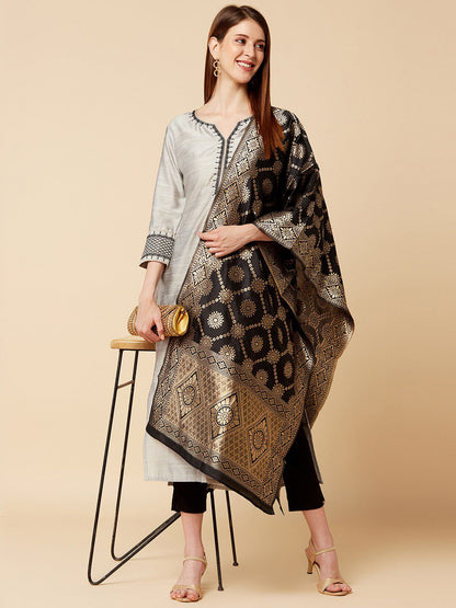 Dhiyona VA Women's Grey Art Silk Kurta Sets