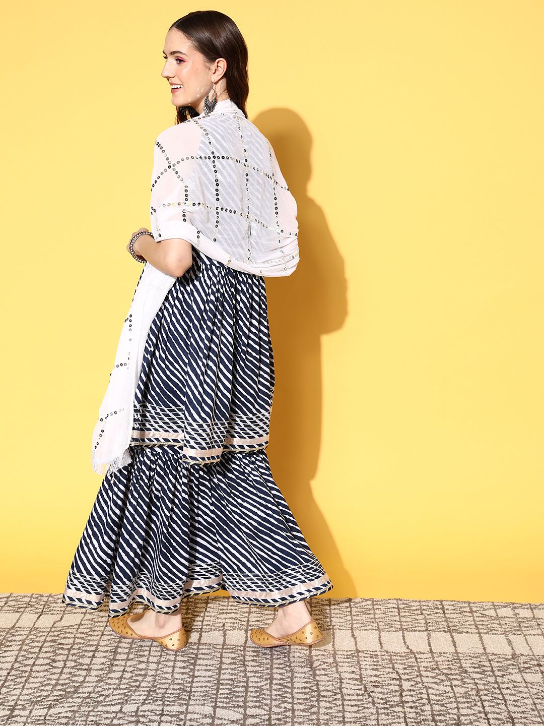 Dhiyona VA Women's Leheriya Printed Mirror Work Kurta with Sharara & With Dupatta