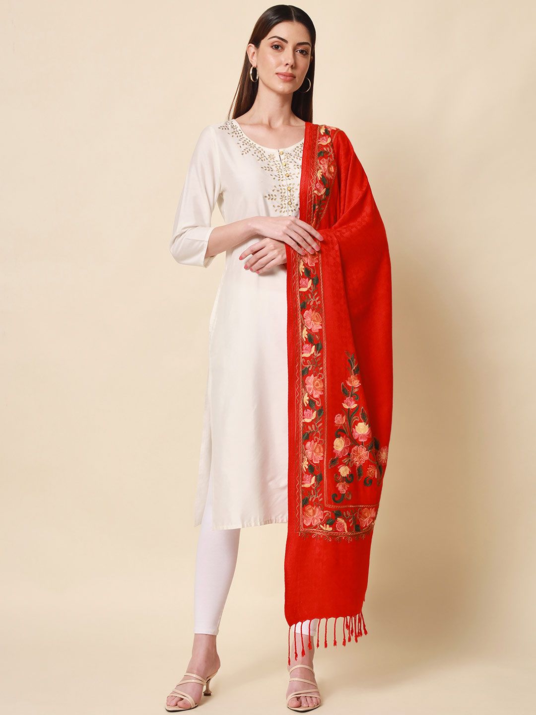 Dhiyona PA Women Red Embroidered Shawl