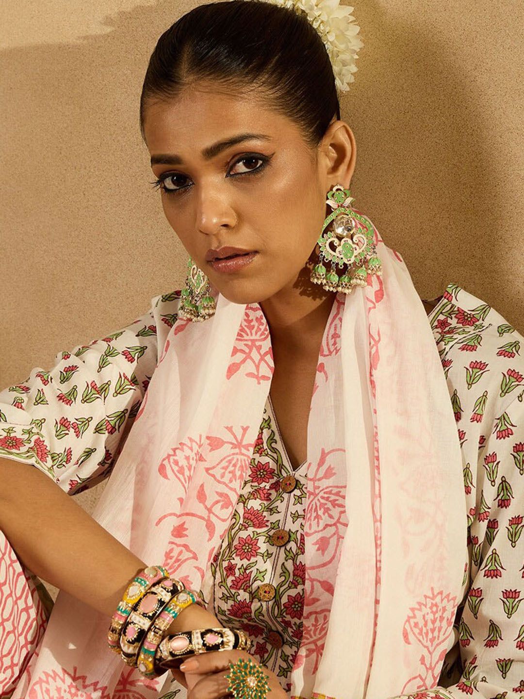 Floral Printed V-Neck Pure Cotton Straight Kurta with Trousers & With Dupatta