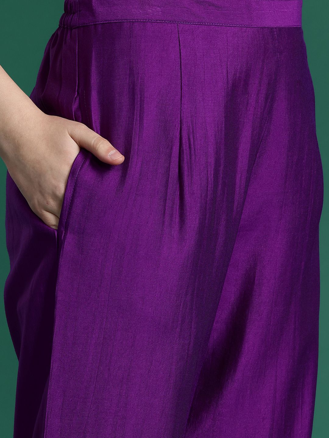 Dhiyona IE Floral Embroidered Sequinned Liva Kurta with Trousers & With Dupatta