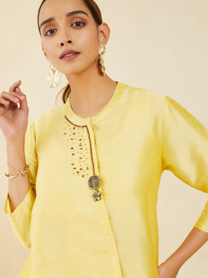 Dhiyona SO Women's Women Mustard Yellow Kurta with Trousers