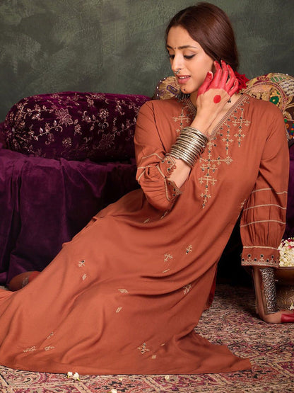 Floral Yoke Design V-Neck Thread Work A-Line Kurta With Palazzos