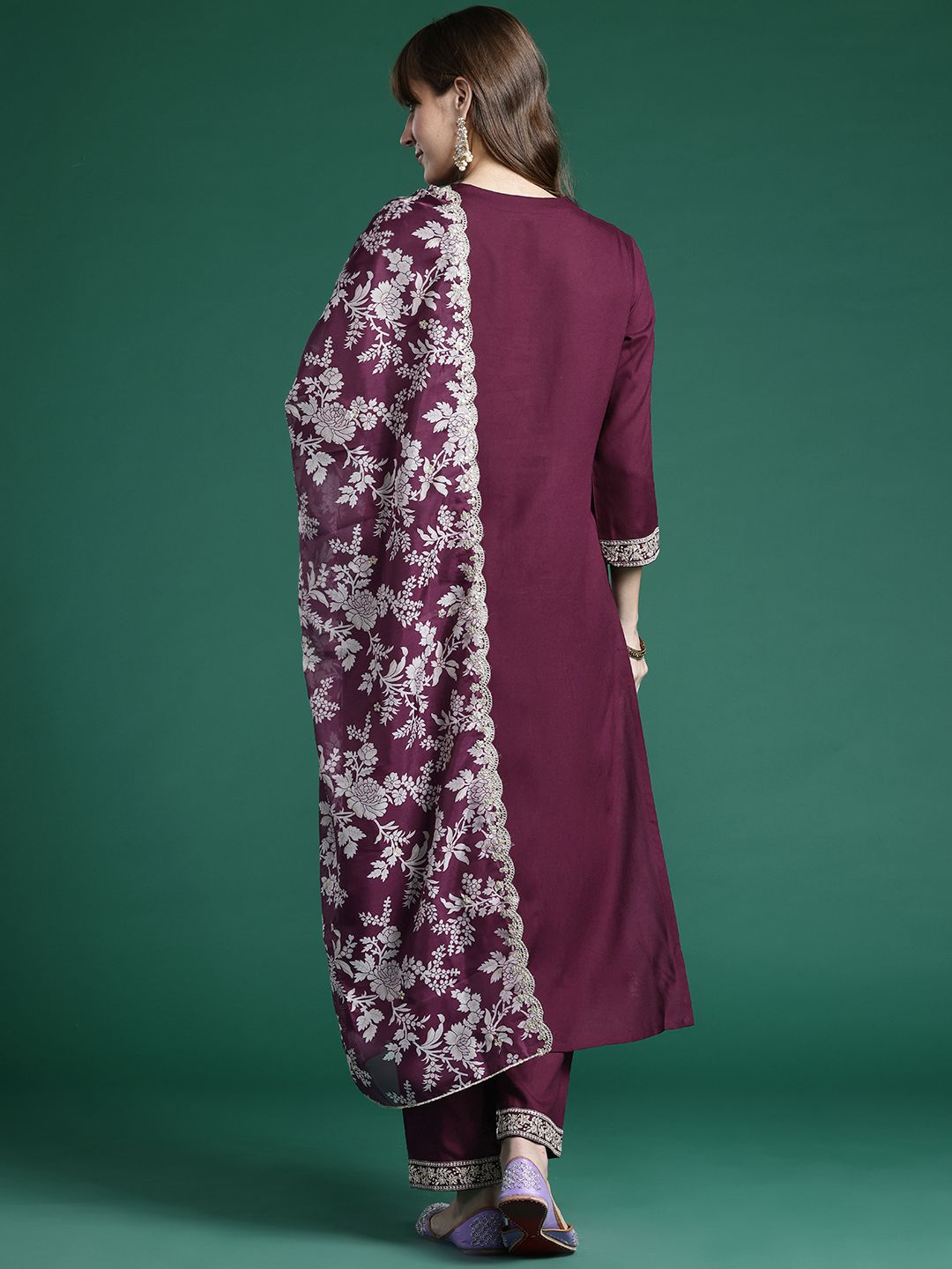 Dhiyona IE Floral Embroidered Kurta With Trousers & Dupatta