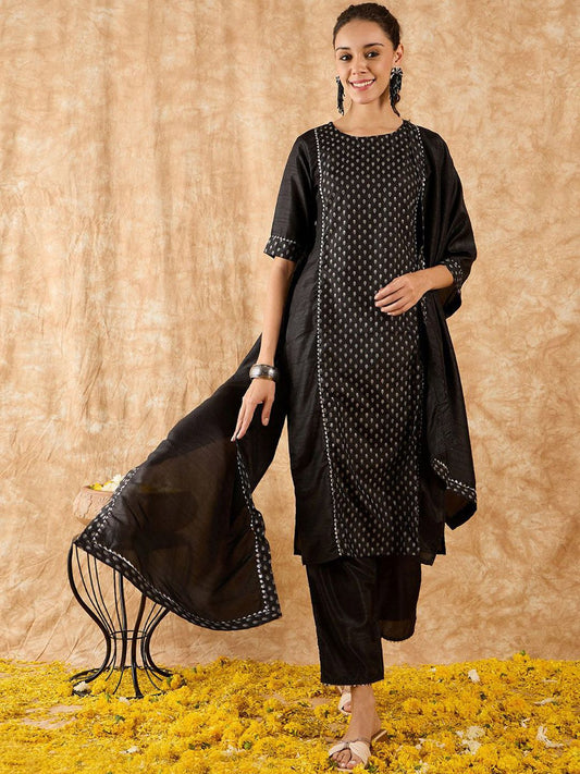 Floral Printed Straight Gotta Patti Kurta with Trousers & Dupatta