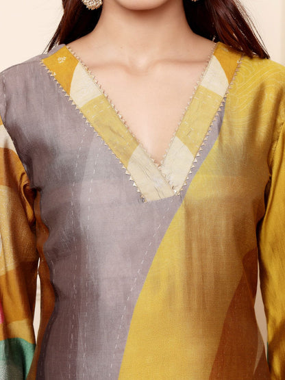 Dhiyona VA Women'sQuirky Printed V-Neck Chanderi Silk Straight Kurta With Trousers