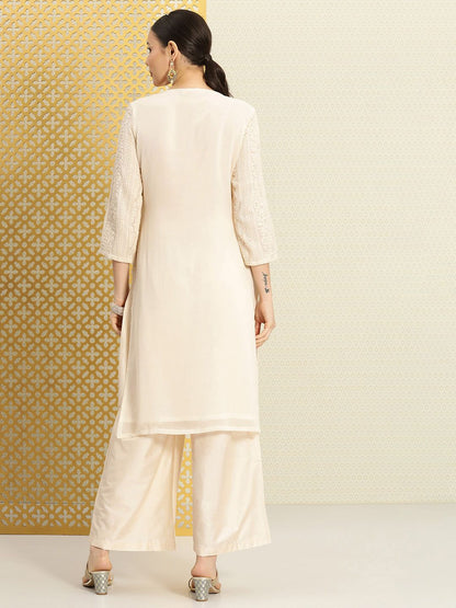 Dhiyona PD Women Women Jashn Embroidered Thread Work Zari Sequinned Kurta with Palazzos