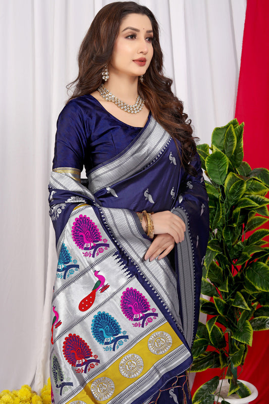 Dhiyona GR Women's Chandramukhi Navy Zari Paithani Silk Saree