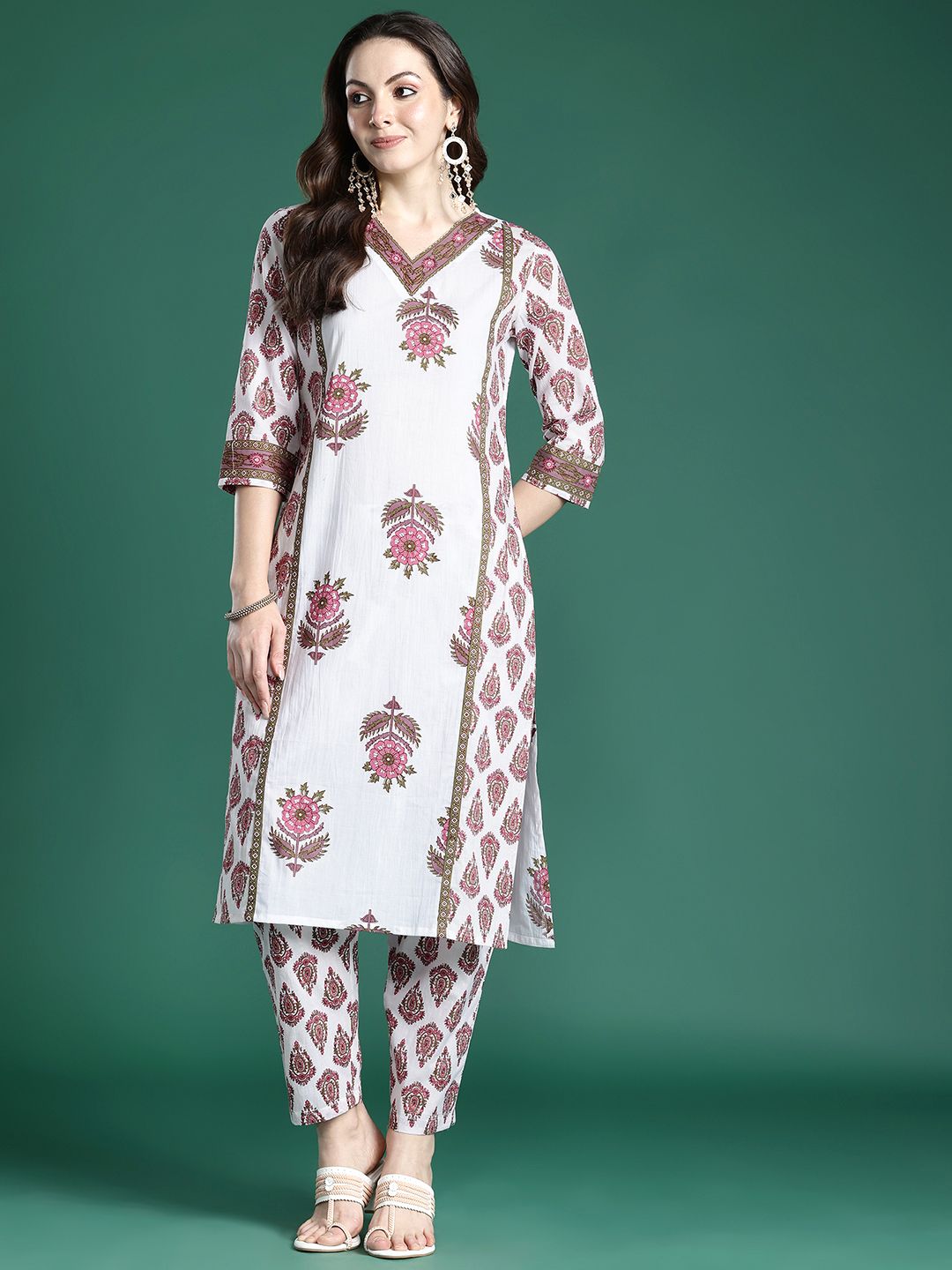 Women Ethnic Motifs Printed Regular Pure Cotton Kurta with Trousers