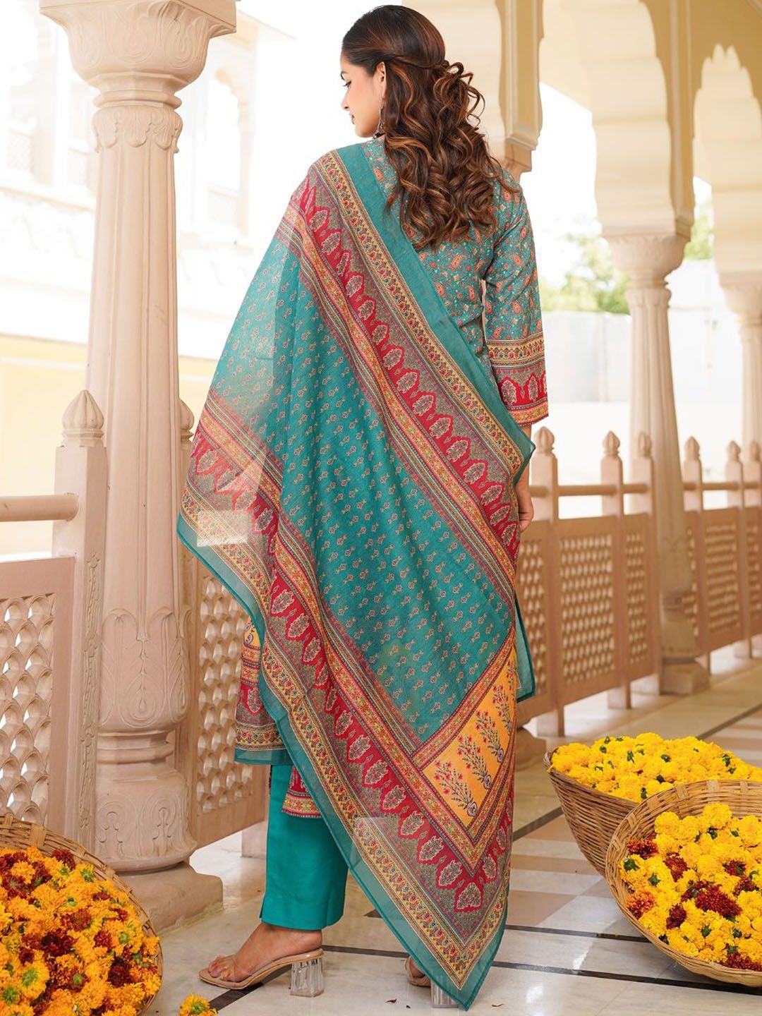 Dhiyona KL Women Ethnic Motifs Printed Kurta with Trousers & With Dupatta