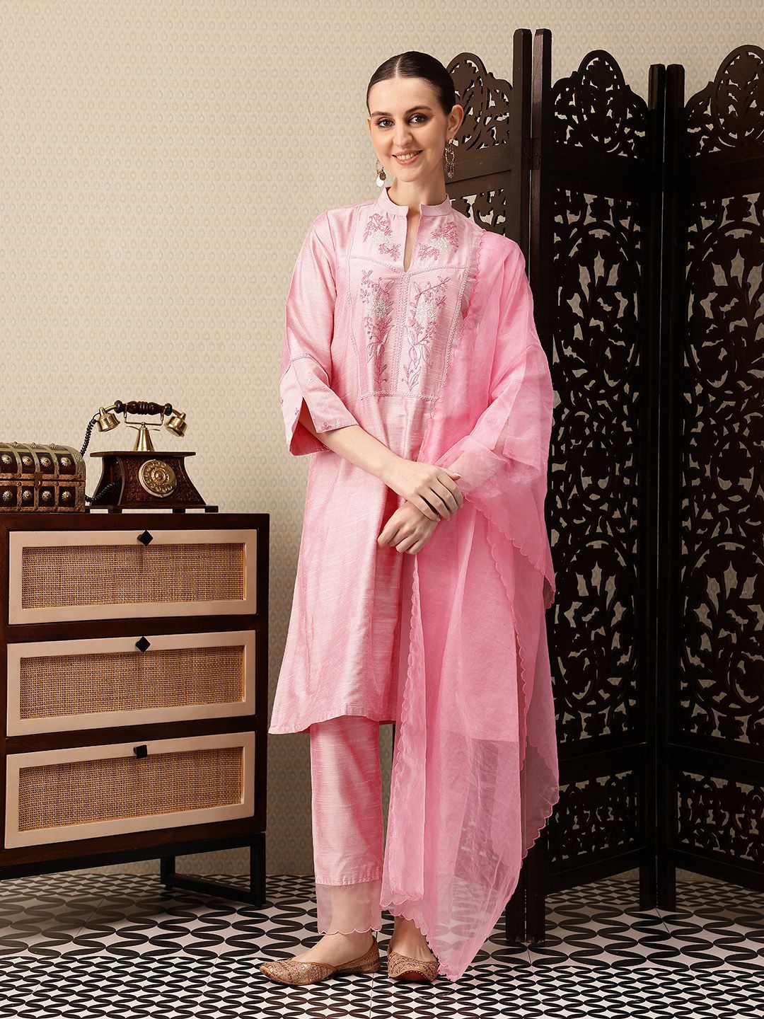 Dhiyona PD Women Floral Yoke Design Thread Work Jashn Kurta with Trousers & Dupatta