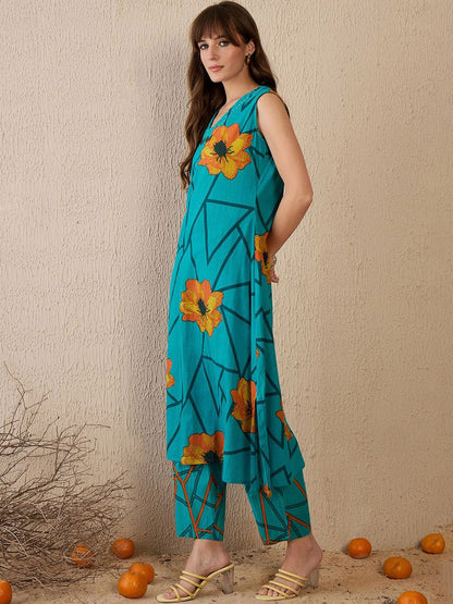 Dhiyona IE Women Floral Printed Regular Pure Cotton Kurta with Trousers