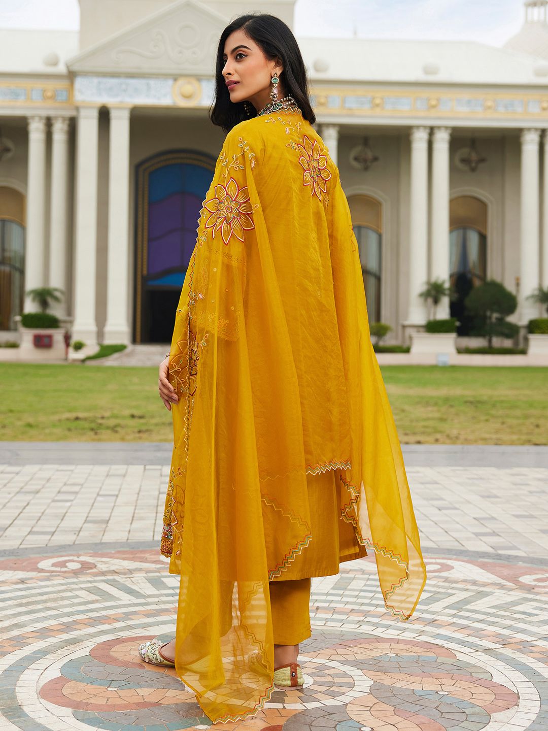 Women Ethnic Motifs Embroidered Regular Mirror Work Kurta with Trousers & With Dupatta