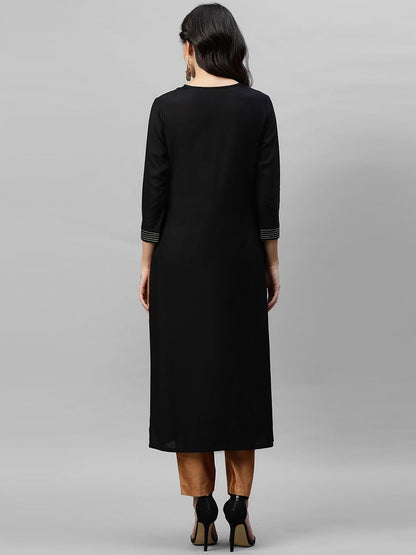 Dhiyona IE Women Black Embroidered Anarkali Kurta