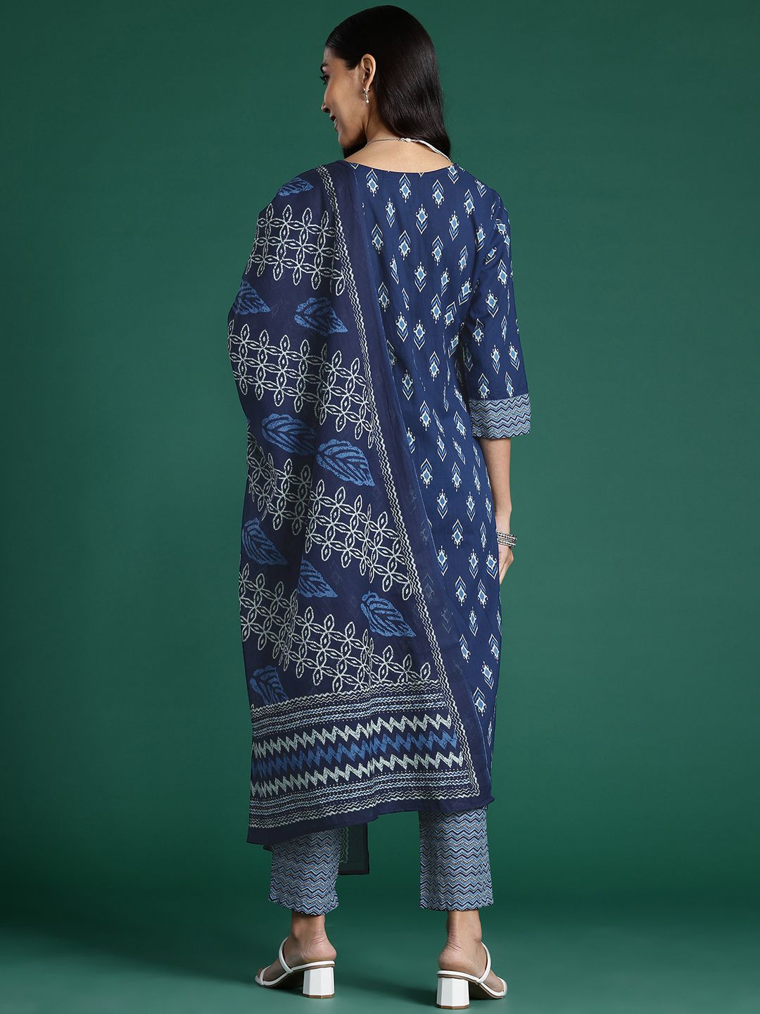 Ethnic Motifs Printed Regular Pure Cotton Kurta With Trousers & Dupatta