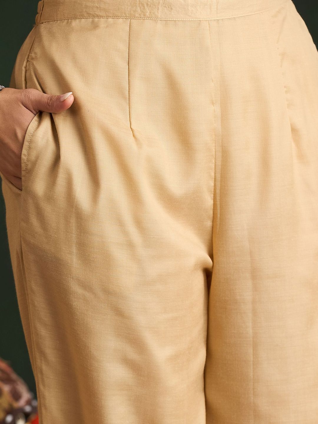 Women Regular Kurta with Trousers & With Dupatta