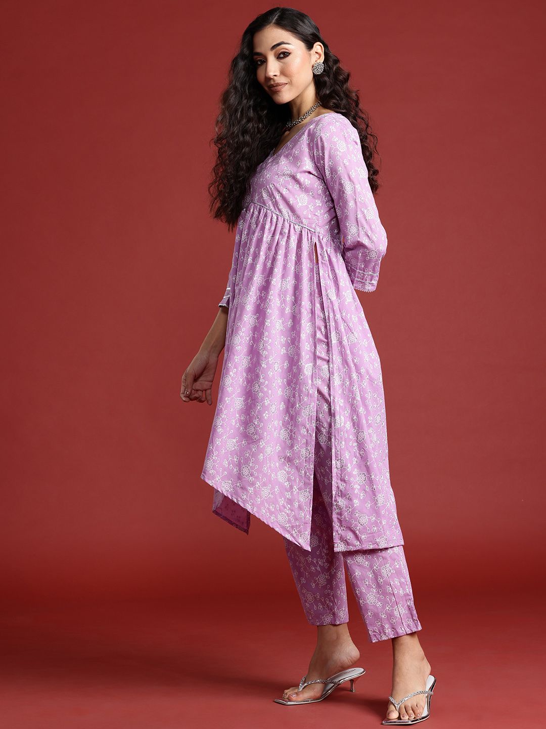 Dhiyona IE Women Floral Printed Empire Gotta Patti Pure Cotton Kurta with Trousers