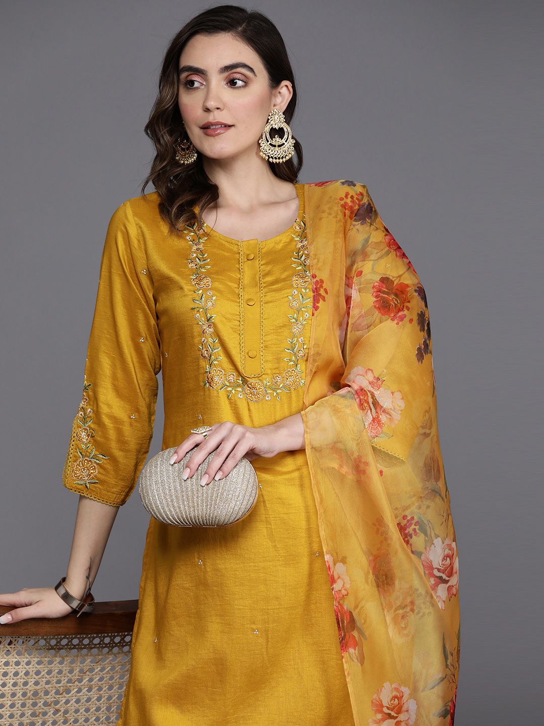 Dhiyona IE Floral Embroidered Thread Work Kurta with Trousers & Dupatta