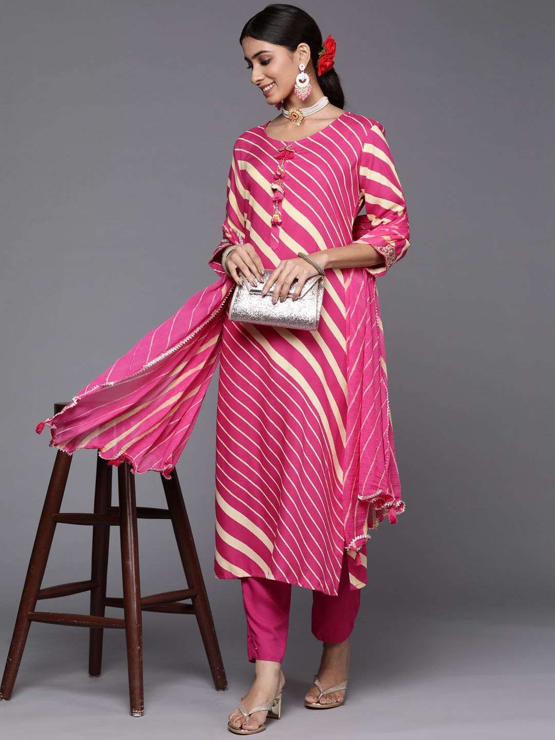 Dhiyona VA Women's Leheriya Printed Kurta with Trousers & With Dupatta