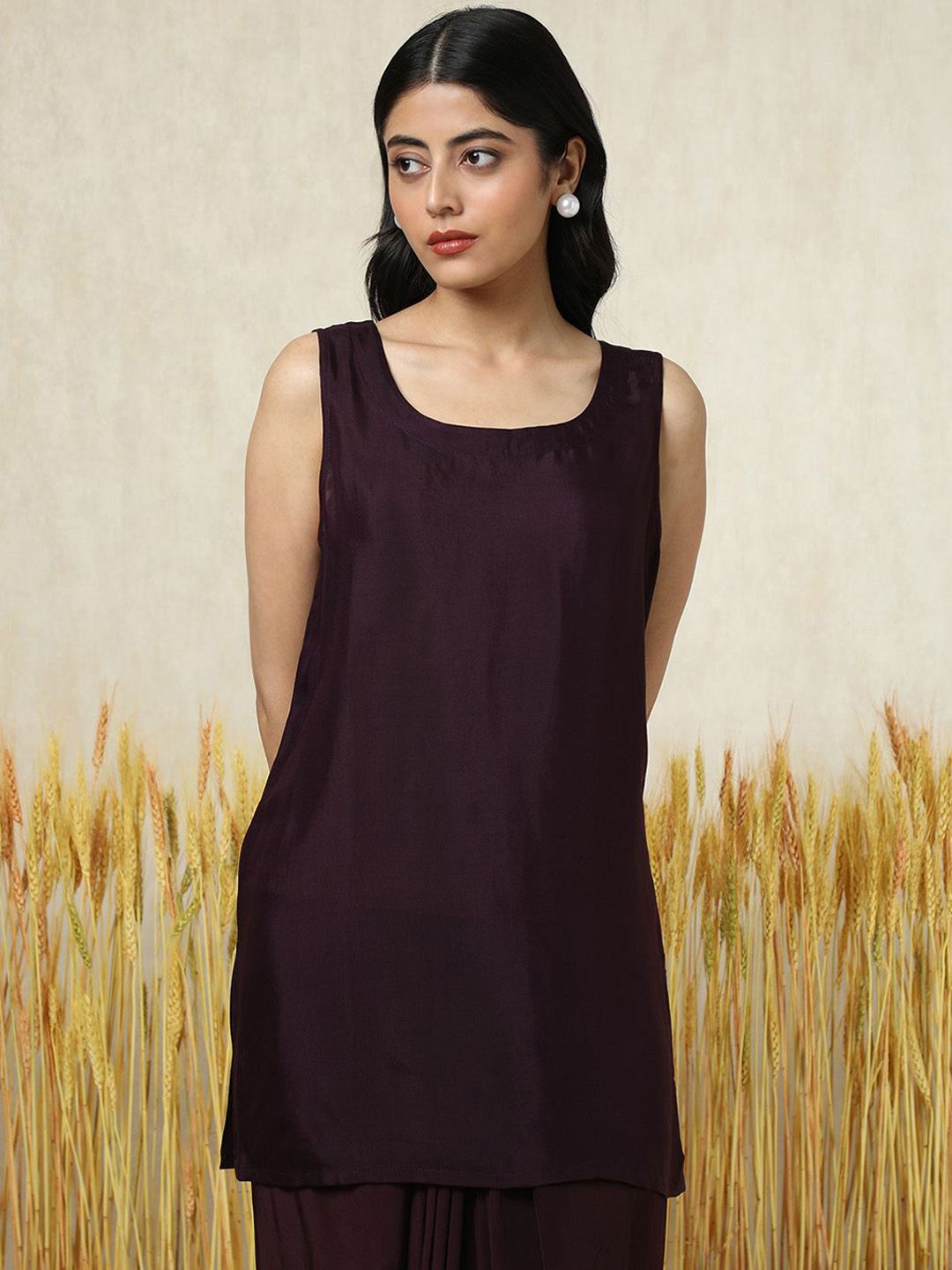 Dhiyona SO Women's Women Regular Beads and Stones Kurta with Dhoti Pants
