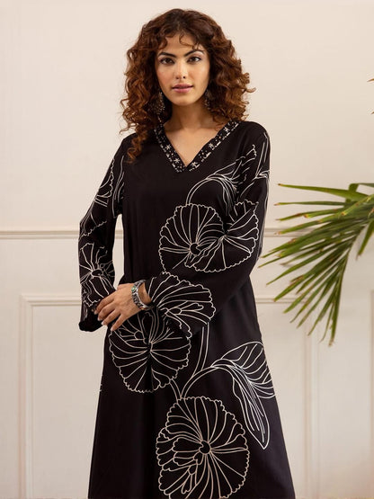Women Floral Printed Regular Sequinned Kurta with Palazzos