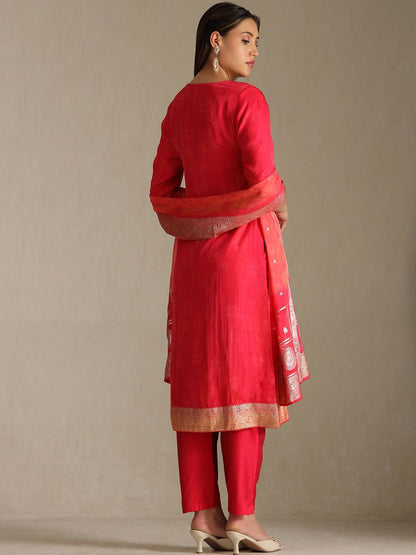 Dhiyona SO Women's Women Floral Woven Design Regular Sequinned Kurta With Trousers & Dupatta