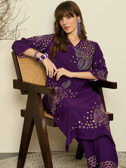 Dhiyona IE Women Embroidered V-Neck Top and Trousers Co-Ords