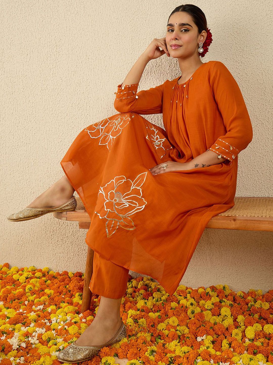 Dhiyona IE Floral Embroidered Round Neck A-Line Tunic With Trousers
