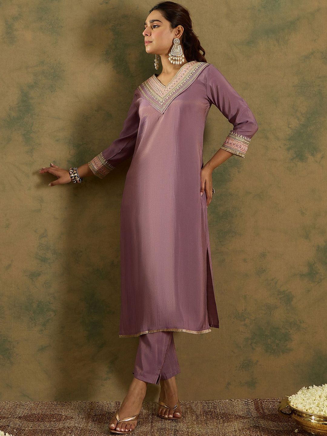 Ethnic Motifs Embroidered Kurta With Trousers