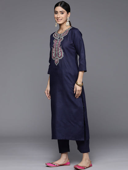 Dhiyona VR Women's Solid Round Neck Yoke Kurta Paired With Tonal Bottom And Contrast Dupatta
