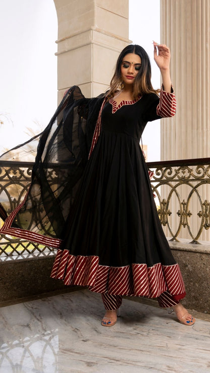 Hina Black And Maroon  Anarkali Set